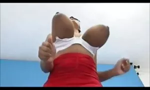 ठूलो स्तन उछाल, आबनू ...