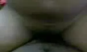 भारतीय कलेजकी युवती  ...